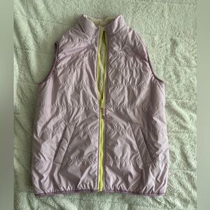 Athleta Girl Reversible Sherpa Vest Size XXL Light Purple/Cream